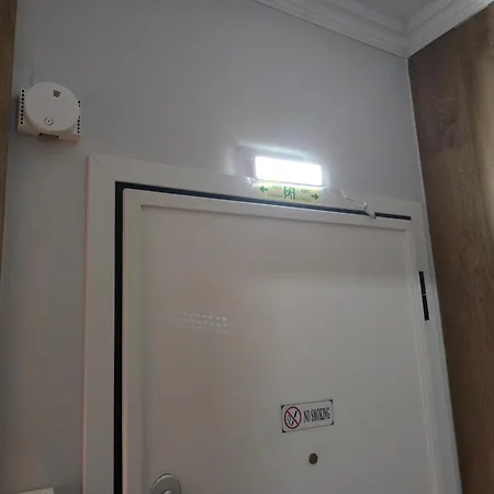 Modern Style Near The Train Station * テッサロニキ